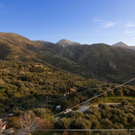 The Mountain House - Authentic Cretan Hideaway - Breathtaking And Nature Views Tourlotí Exterior photo